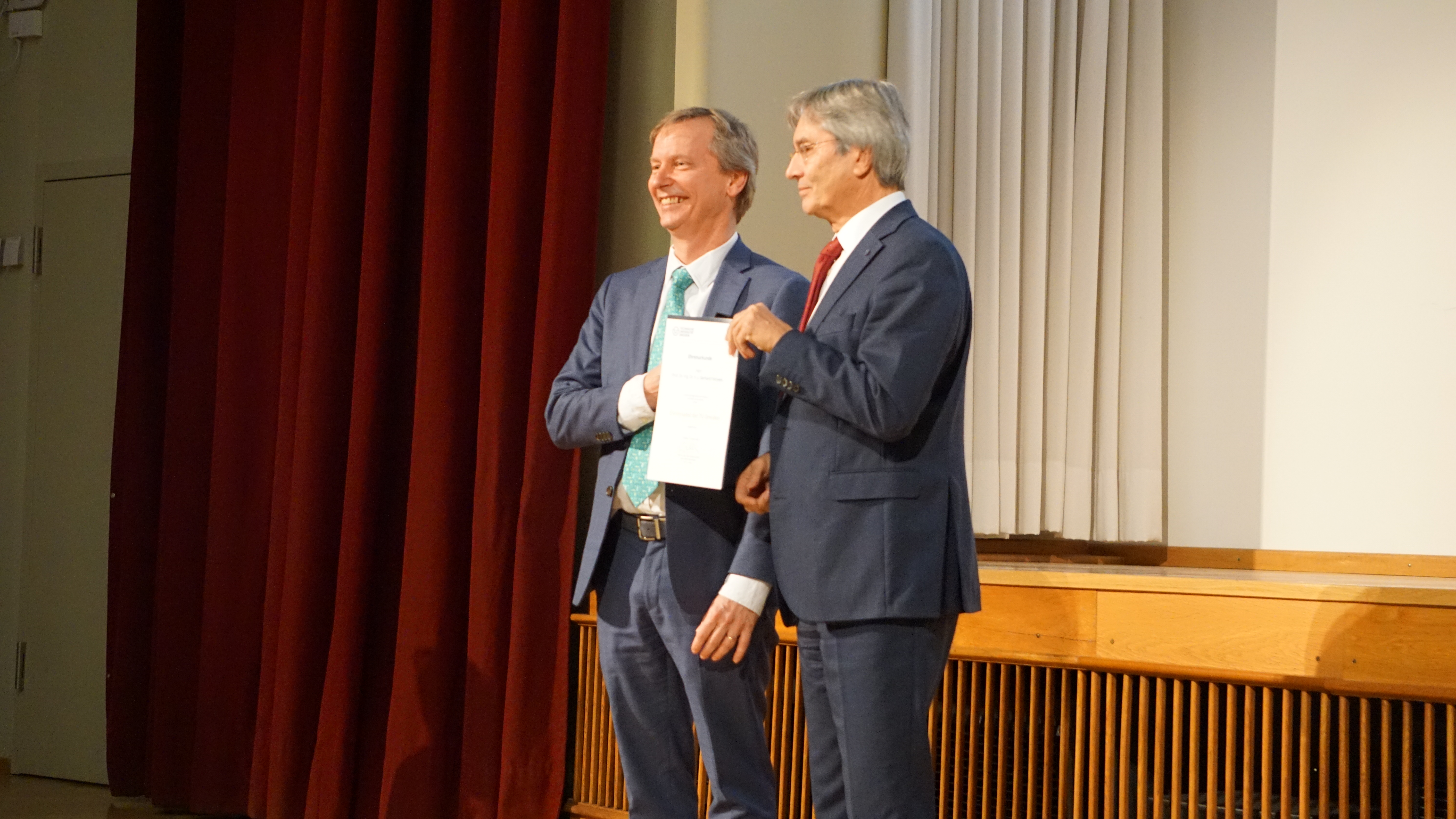 handover golden needle of TU to prof. gerhard Fettweis