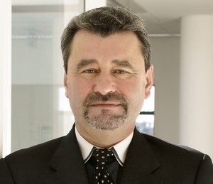 Prof. Thomas Geßner